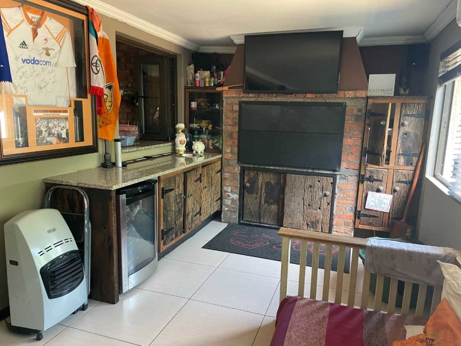 3 Bedroom Property for Sale in Pellissier Free State